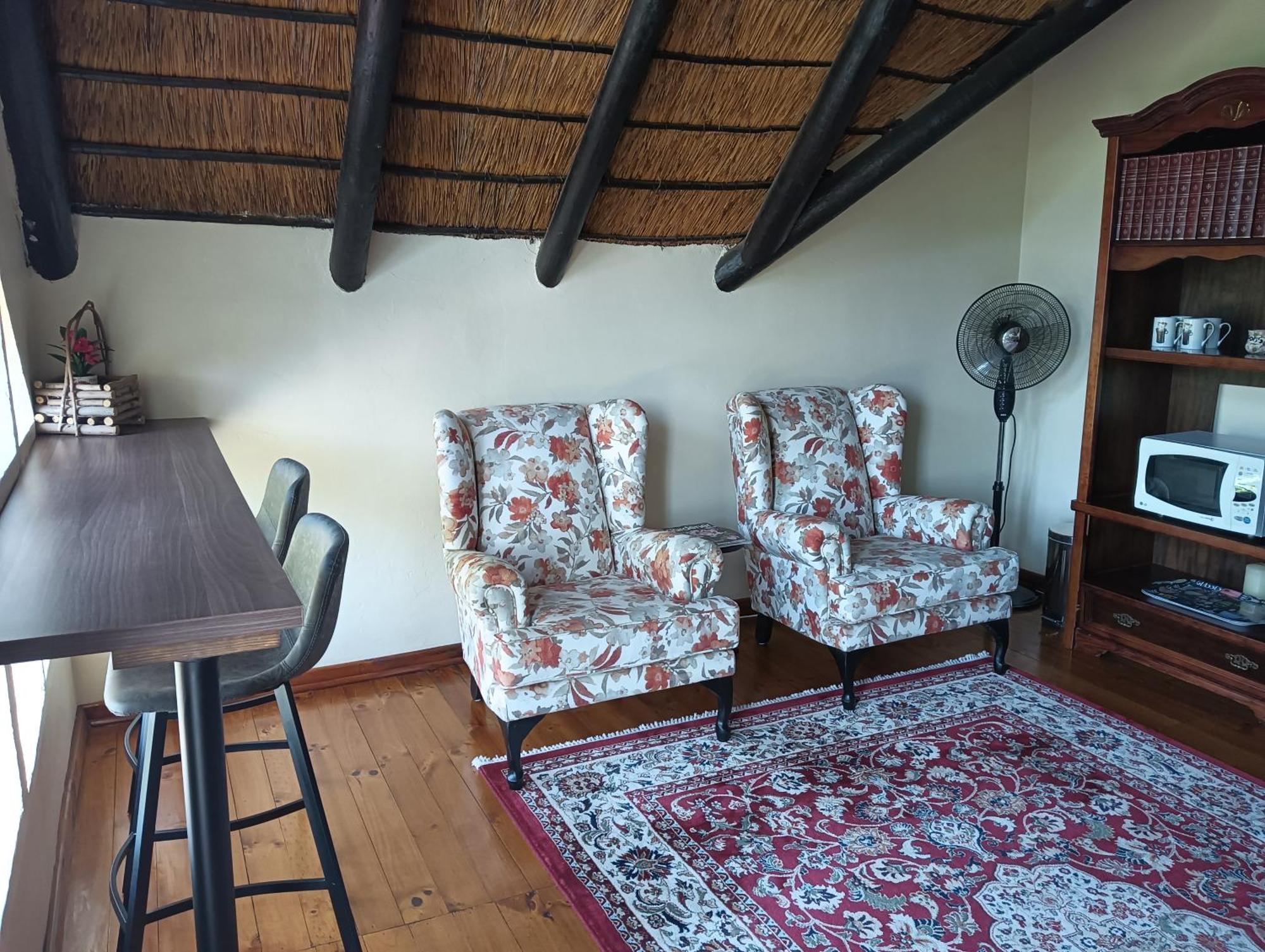 Little Tree Loft 2 Bed & Breakfast Uitenhage Екстериор снимка